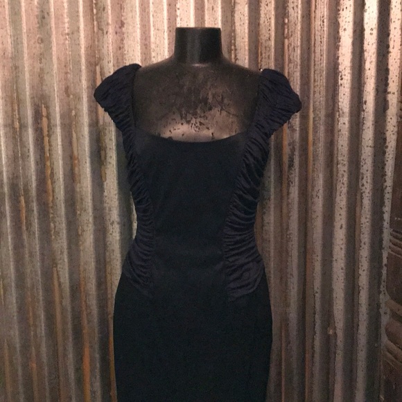 Tadashi cocktail dress NWT Navy Satin Ruched Size 10 Women’s - Picture 1 of 7